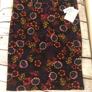 Lularoe Cassie Skirt-NWT SIZE SMALL